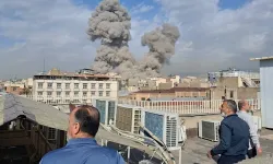 İran’da İsrail-ABD Saldırılarında Can Kaybı 787’ye Yükseldi