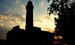 800 yıllık Selçuklu camisi ziyaretçilerini bekliyor