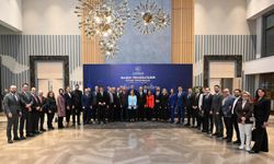 Bakan Uraloğlu’ndan Hürmüz Raporu: "14 Türk Gemisi Bekleyişte, Diplomasi Trafiği Sürüyor"