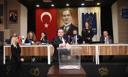 Kuşadası Belediye Başkanı Günel'in yerine Demirtaş getirildi