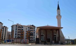 İbadete açılmadan harabeye döndü!