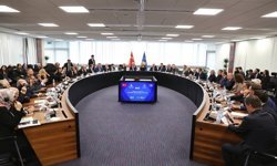 Bakan Bolat, Türk ve Kosovalı iş adamlarıyla bir araya geldi