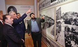 Ticaret Bakanı Ömer Bolat Kosova’da KFOR Karargahı’nı ziyaret etti