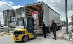 Türkiye'den İran'a sağlık desteği: Van'dan gönderilen yardım tırı sayısı 9 oldu