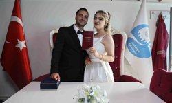 27 Bin Depremzede Çift Evlilik Kredisiyle Yeni Bir Başlangıç Yaptı