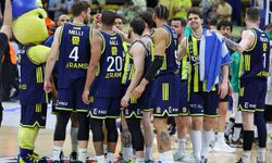Fenerbahçe, yarı final ilk maçında A. Efes'i konuk edecek