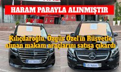 CHP Genel Merkezi Önünde "Haram Parayla Alınmıştır" Yazılı Araçlar Satışa Çıkarıldı!