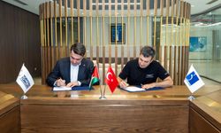 Selçuk Bayraktar İmzaladı: Filistinli Gençlere Türkiye'de Tam Destek