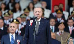 Cumhurbaşkanı Erdoğan: 'Zor, hassas ve mesuliyeti fevkalade yüksek bir görevi icra eden emniyet teşkilatımızın talep ve beklentilerini asla göz ardı etmiyoruz'