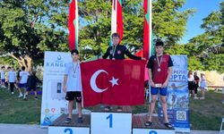 Yıldırımlı genç yüzücüler Türkiye'nin gururu oldu