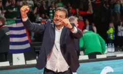 Ergin Ataman’dan Olympiakos Taraftarına Sert Cevap: "Sahaya Bir Tane Bile Yunan Oyuncu Süremediniz!"