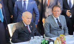 MHP Lideri Bahçeli, Ahlat'ta partililer ve vatandaşlarla buluştu