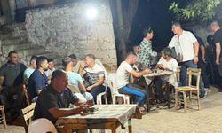 Gömeç'te siyasiler yangın mağdurlarını yalnız bırakmadı