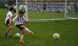 Kastamonu'da 120 çocuk yaz tatilini futbol okulunda değerlendirdi