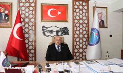 Şenkaya Belediye Başkanı Görbil Özcan partisinden istifa etti