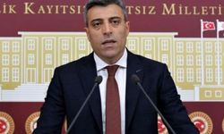 Yenilik Partisi Başkanı Yılmaz: 'Anayasa Mahkemesi kararını beklemek eski CHP alışkanlığı'