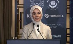 Aile ve Sosyal Hizmetler Bakanı Göktaş: 'Kadınları dijital dünyanın risklerine karşı koruyan stratejik bir adım atıyoruz'