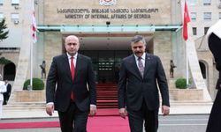 Bakan Çiftçi, Tiflis'te görev başında hayatını kaybeden polisleri andı