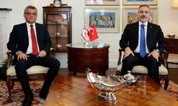 Bakan Fidan, KKTC Cumhurbaşkanı Erhürman ve Dışişleri Bakanı Ertuğruloğlu ile bir araya geldi