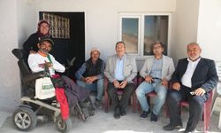 Başkan Bozkurt, sanatsever Hasan Avcı'yı ziyaret etti