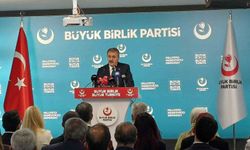 BBP Genel Başkanı Destici: 'Kayıp mürettebatı bulmak için bütün imkanlar seferber edildi'