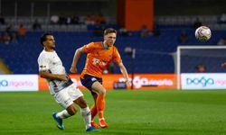 Trendyol Süper Lig: Başakşehir FK: 2 - Gençlerbirliği: 0 (İlk yarı)