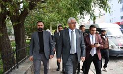 Türkiye Yüzyılı Buluşmaları için Kars'a gelen AK Parti Erzurum Milletvekili Öz, Sarıkamış'ta esnaf ve teşkilatla buluştu
