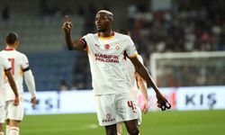 Victor Osimhen, sakatlığı sebebiyle Nijerya'nın kadrosundan çıkarıldı
