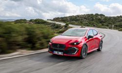 RENAULT, SON ÇEYREĞE DE ZİRVEDE GİRİYOR