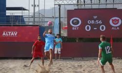 Alanya Belediyespor, Plaj Futbolu Dünya Kulüpler Şampiyonasına galibiyetle başladı