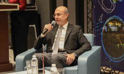 Başkan Pekyatırmacı Gençlik Buluşması'nda üniversiteli gençlerle bir araya geldi