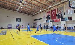 Burhaniye'de basketbol coşkusu yaşandı