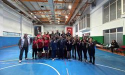 Kamu spor oyunlarında masa tenisi heyecanı
