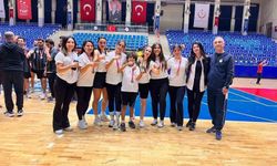 Köşk'ün kadın futsal takımı bölge finaline yükseldi