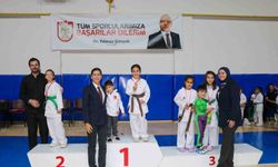 Sivas'ta 200 sporcu tatamiye çıktı