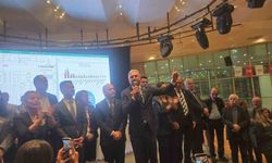 Yeni Parti Bursa'da Nihat Yeşiltaş güven tazeledi