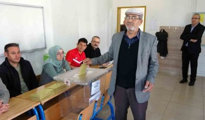 Yozgat’ta cumhurbaşkanı seçimi için oy verme işlemi başladı