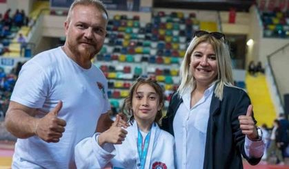 İlk kez katıldığı judo şampiyonada Türkiye üçüncüsü oldu