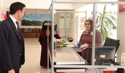 Para geçmeyen sosyal markette, 900 ihtiyaç sahibi destekleniyor