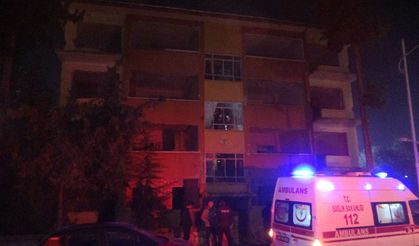 Hasarlı binada erkek cesedi bulundu