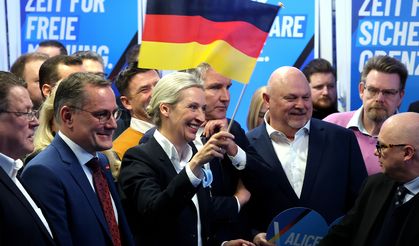 Almanya'da sandık çıkış anketlerine göre Hristiyan Birlik Partileri önde