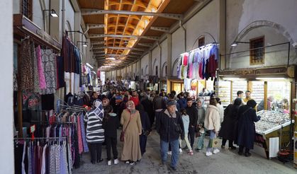 Tarihi Kapalı Çarşısı'nda Bayram Hareketliliği Başladı