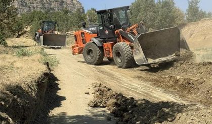 Terörden boşalan köylere 45 kilometrelik yol yapılıyor