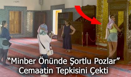 “Minber Önünde Şortlu Pozlar” Cemaatin Tepkisini Çekti!