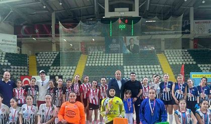 Muğla Hokey Cumhuriyet Kupası’nda şampiyonlar belli oldu