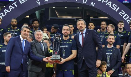 Fenerbahçe Beko Kupayı Üst Üste 3. Kez Kazandı