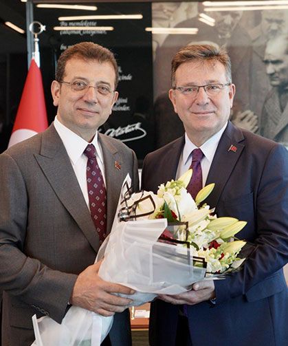İmamoğlu'dan Sarıyer Belediye Başkanı Aksuya tebrik ziyareti