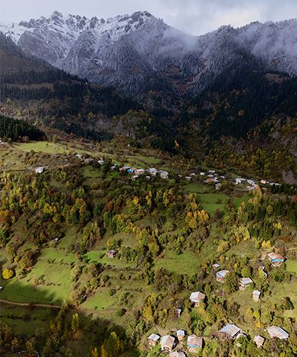 Artvin Şavşat’ta sonbahar yerini kışa bırakmaya hazırlanıyor