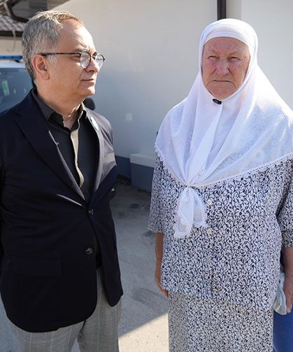 Srebrenitsa annelerine vefa!