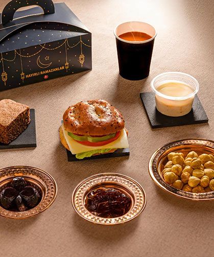 Türk Hava Yolları'ndan Ramazan ayına özel uçak içi ikramlar